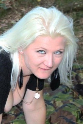 Julia Lovepet Squirt