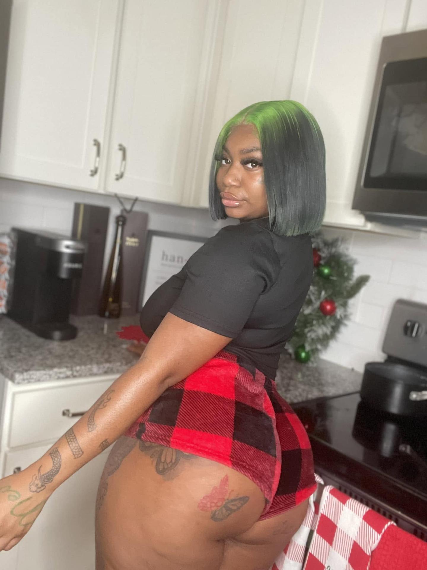 Nevvy Cakes