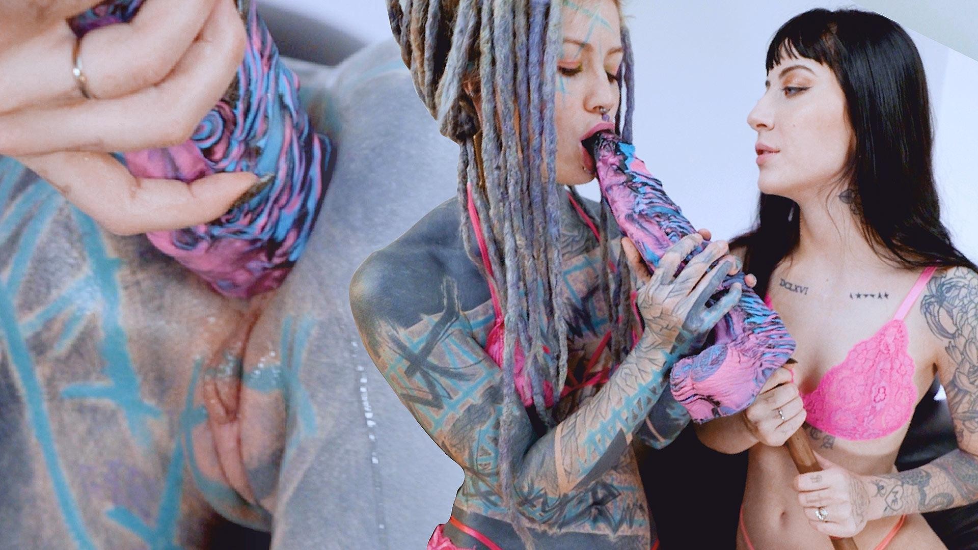 Alternative Teen Gets Anal Fucked and Has Orgasm on Big Toys