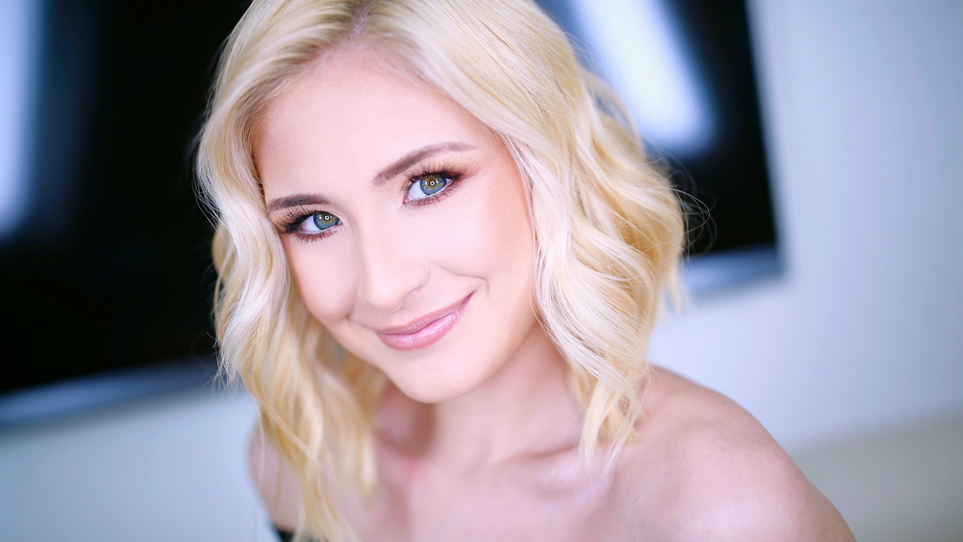 Amateur Allure Features Jessie Saint (aka Jess) Return to Suck Cock, Fuck and Swallow Cum in 4K