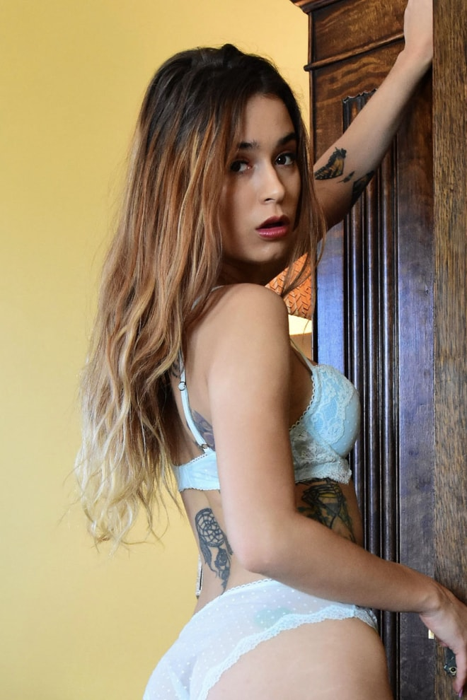 Photo HD Pamela Morrison - 8