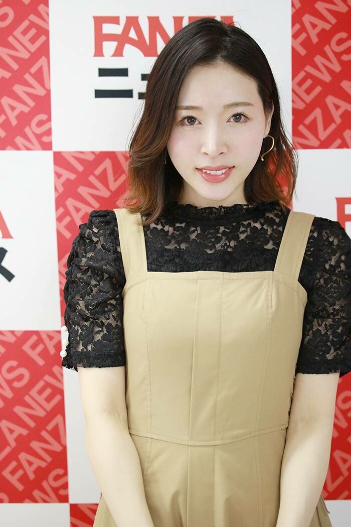 Photo HD Misaki Honda - 6