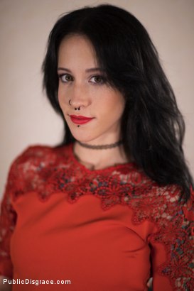 Photo HD Lilyan Red - 3