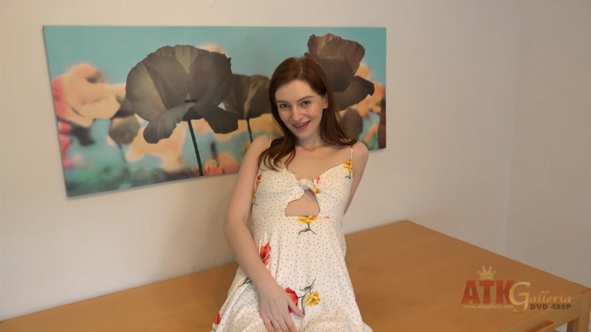 Maya Kendrick  in masturbation