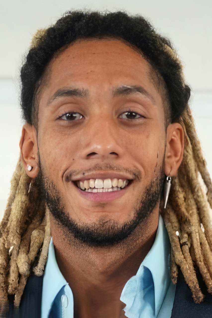 Derek Savage Fessée