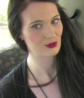 Kitty Hayden Fessée