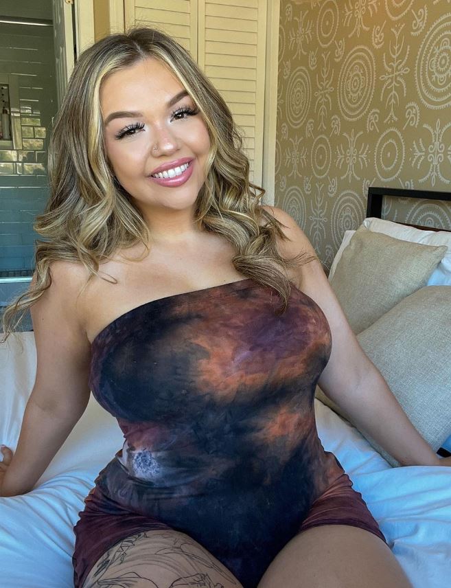 Photo HD Holly Babyy - 3