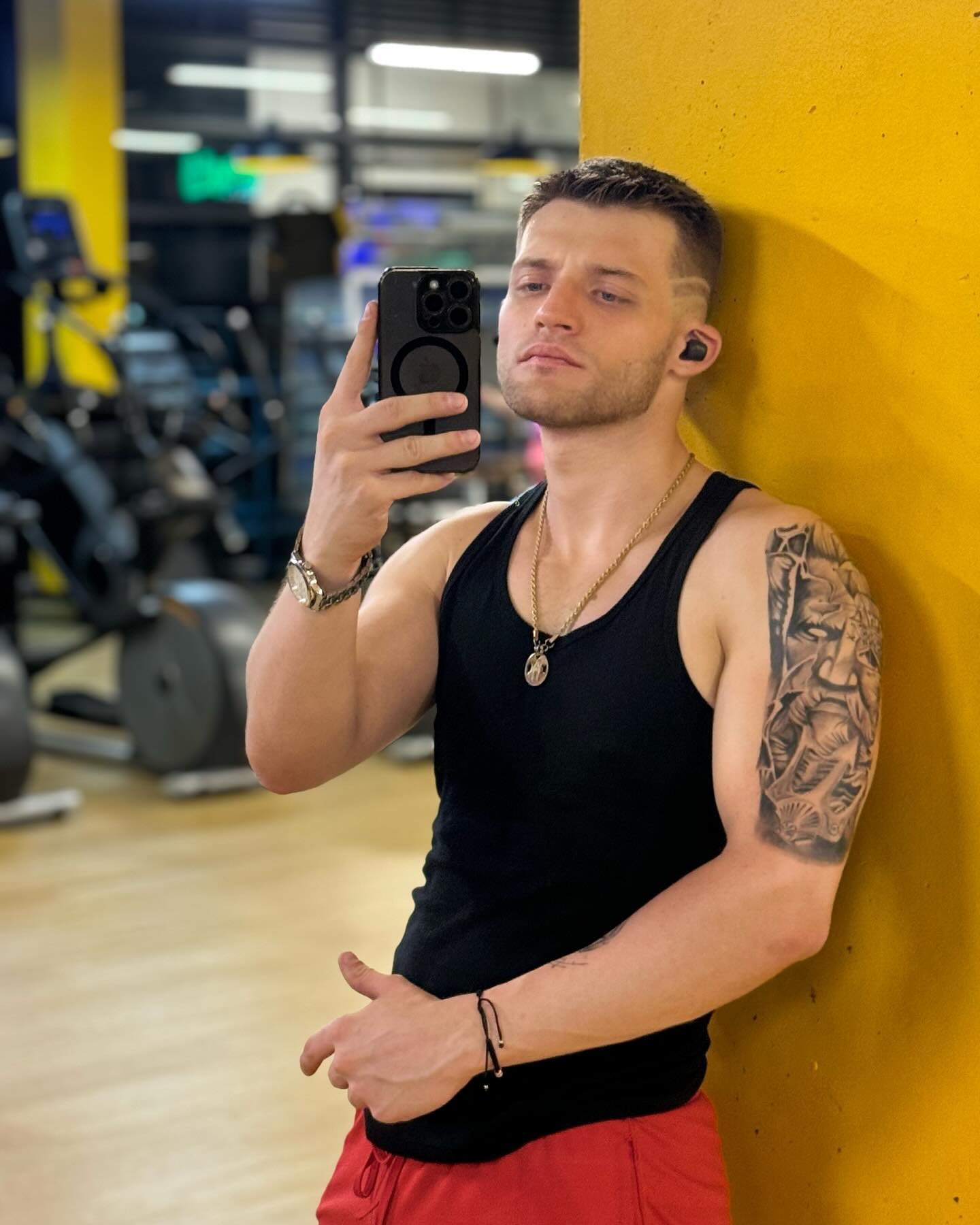 Kristian Connor Plan à trois