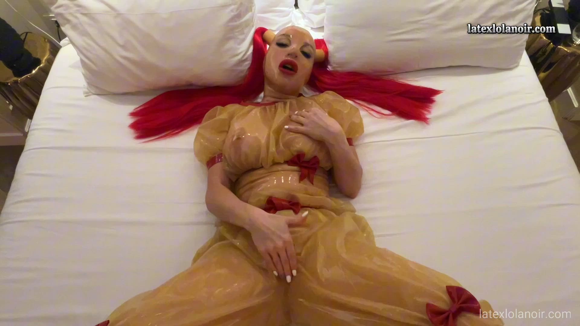 Transparent latex pussy rub