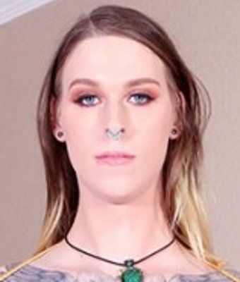 Photo HD Gina James - 3