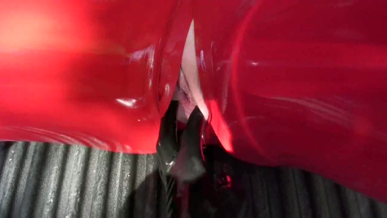 Latexsex on Car