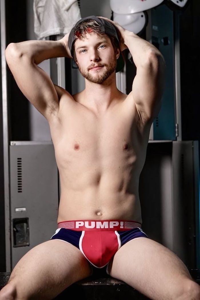 Photo HD Benjamin Blue - 4