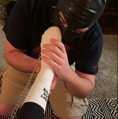 FOOT WORSHIP BALL BUST REAL TIME SESSION