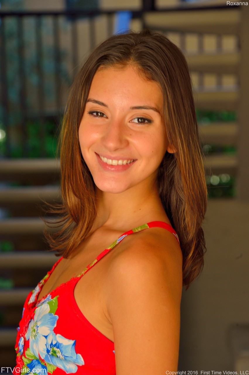 Photo HD Roxy Raine - 2