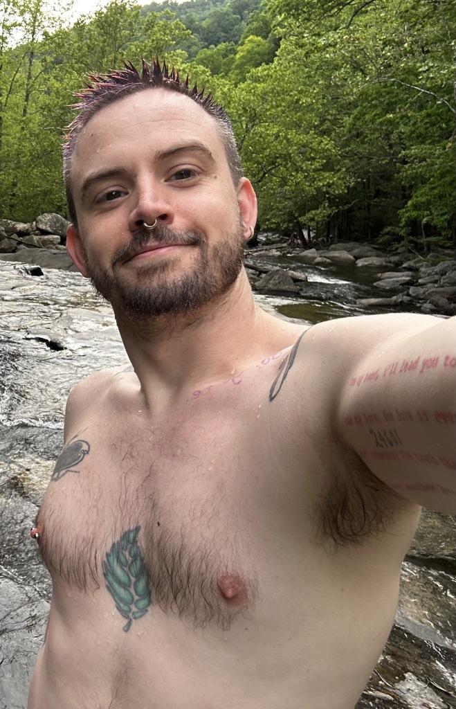 Photo HD Dawn Locke - 2