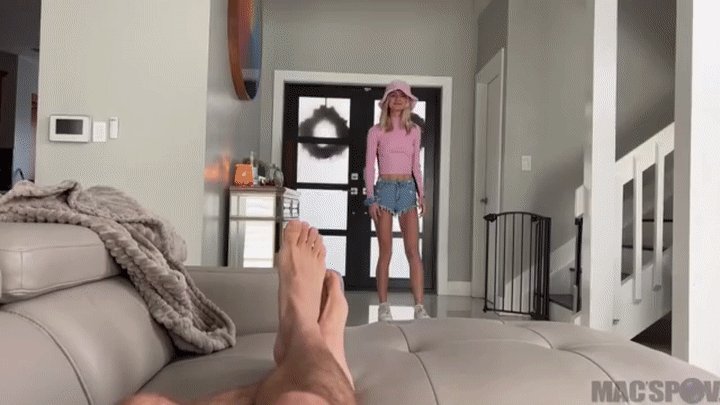 CREAMING IN TINY TEEN 18+ PAYTON AVERY