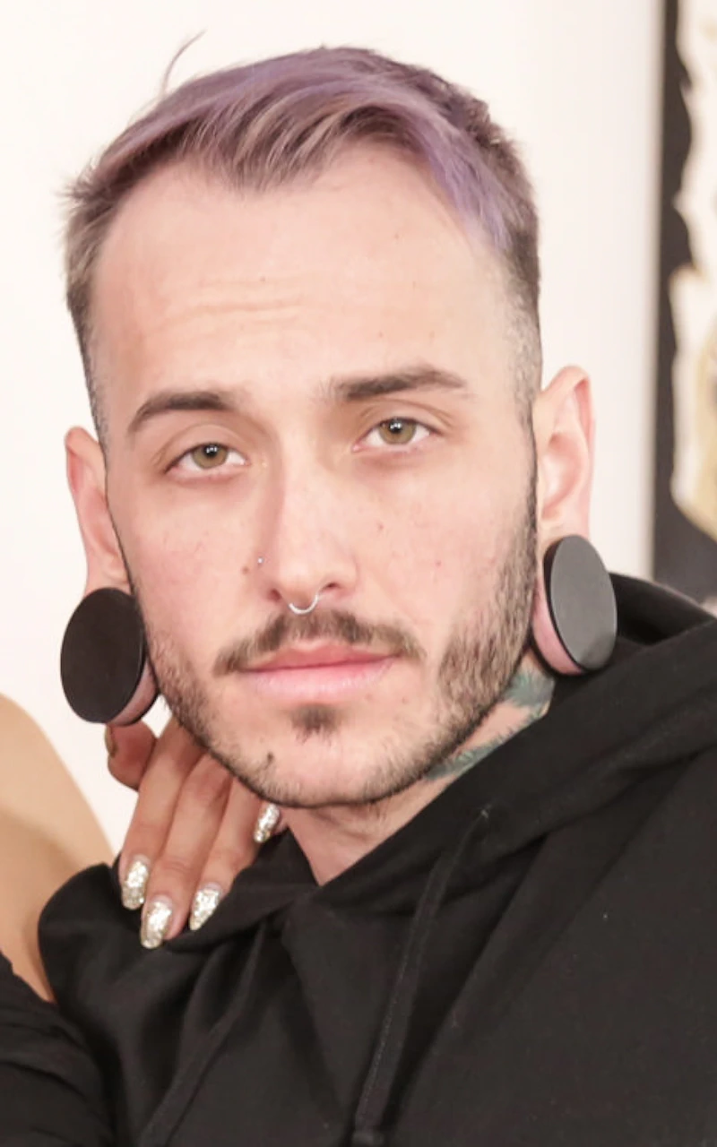 Viktor Belmont Anulingus