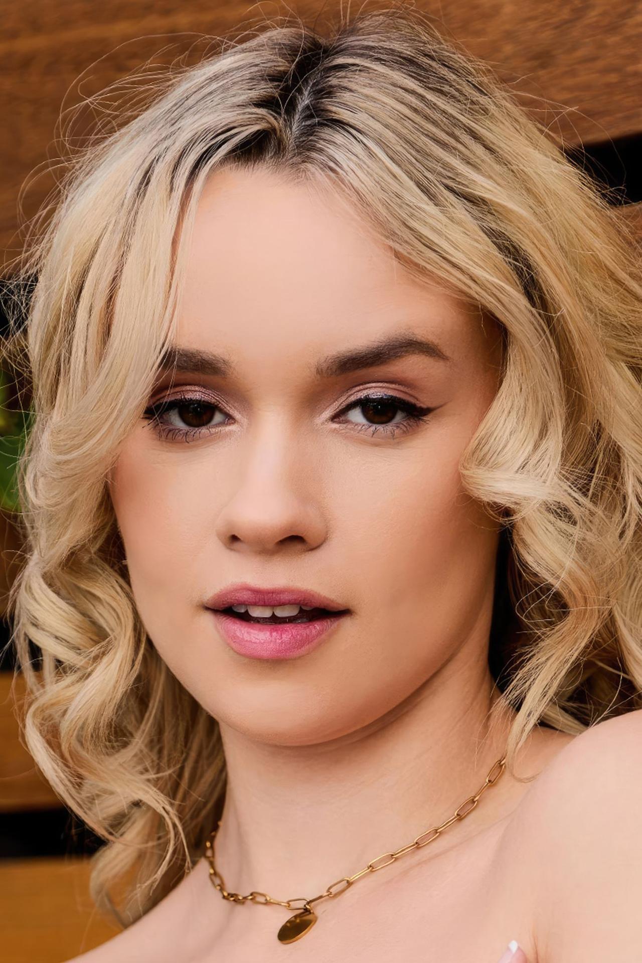 Khloe Kingsley ALS Scan