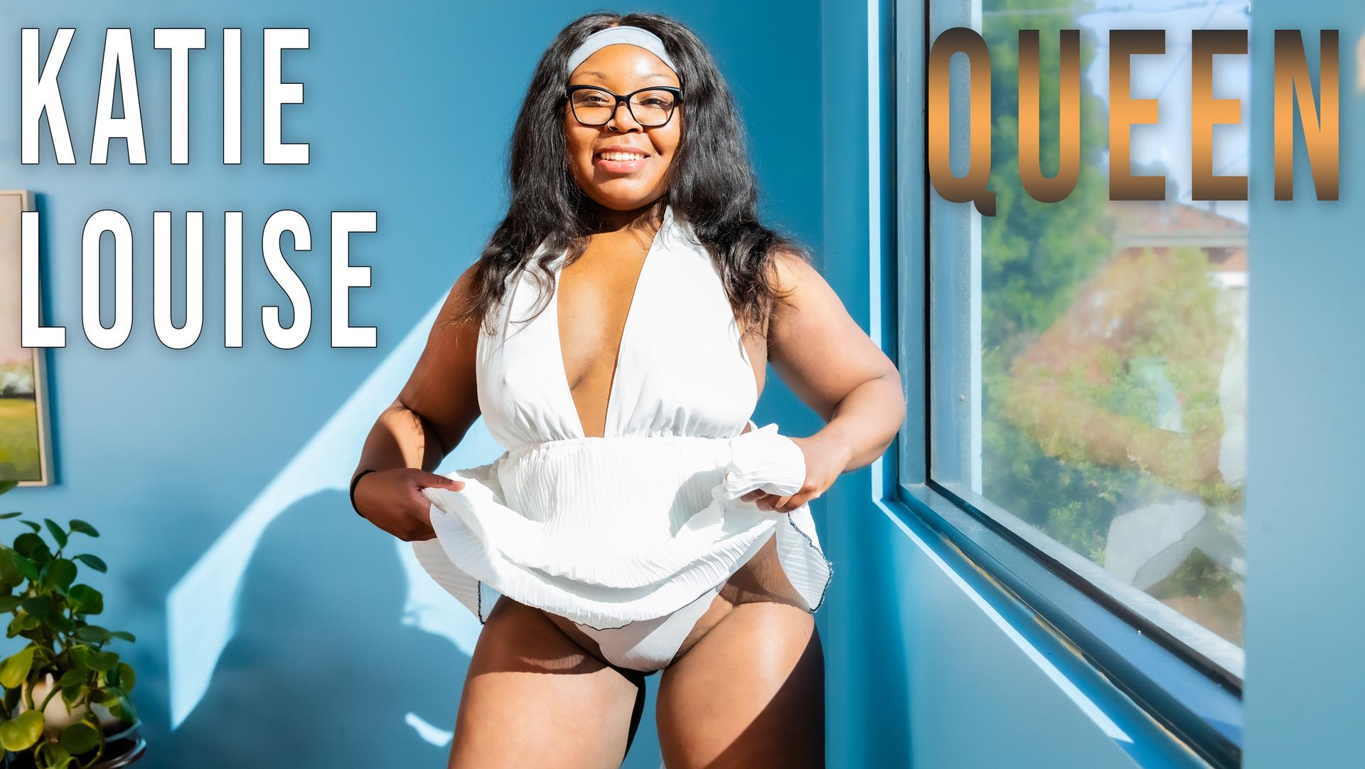 Katie Louise - Queen