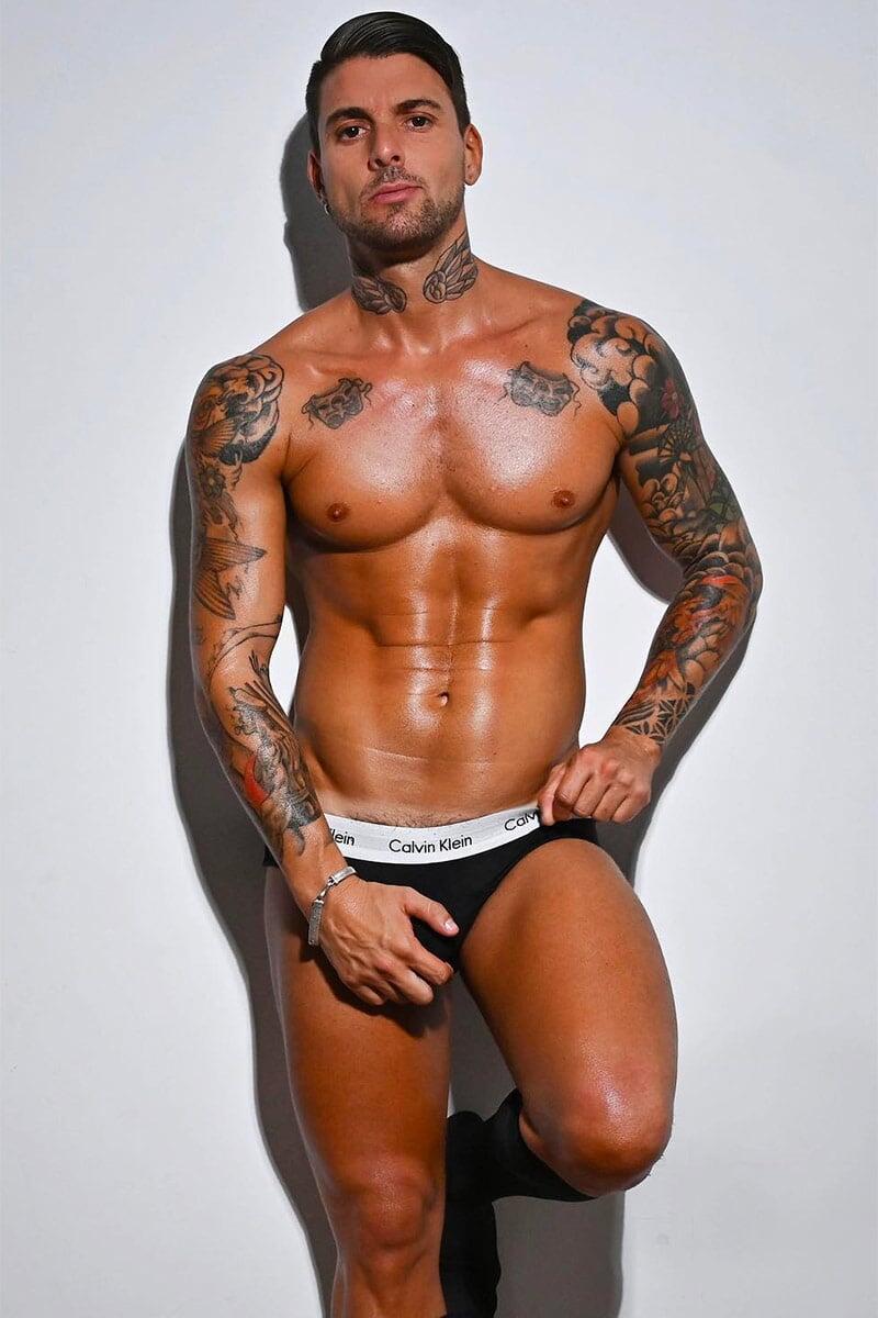 Rafael Spain Plan à trois