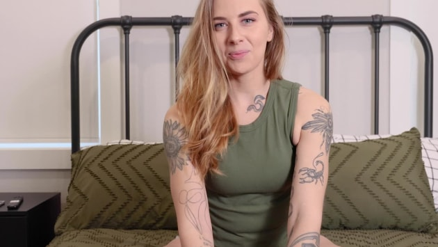 Brea Rose Takes It Off In The Bed