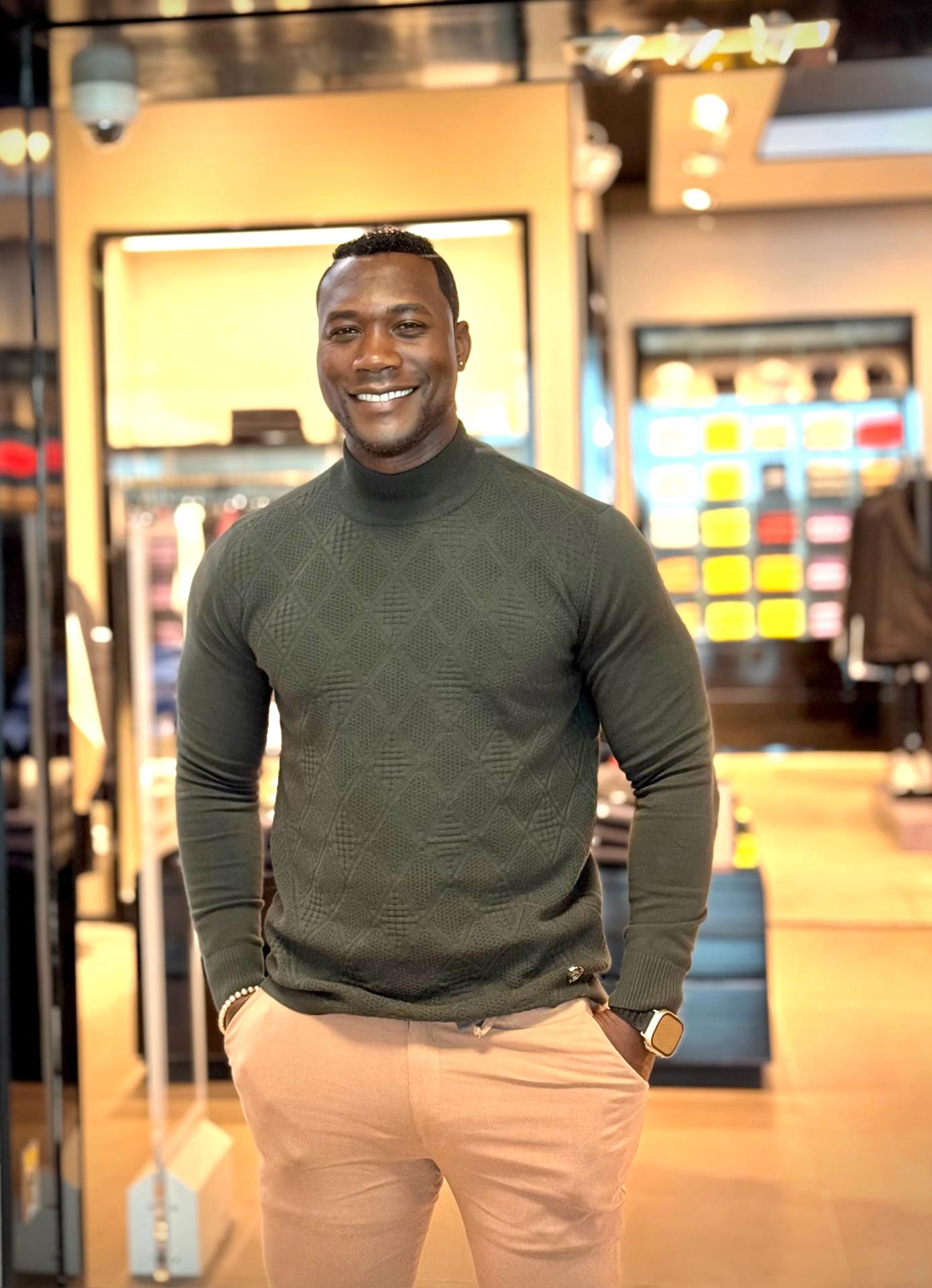 Photo HD Xander Black - 1