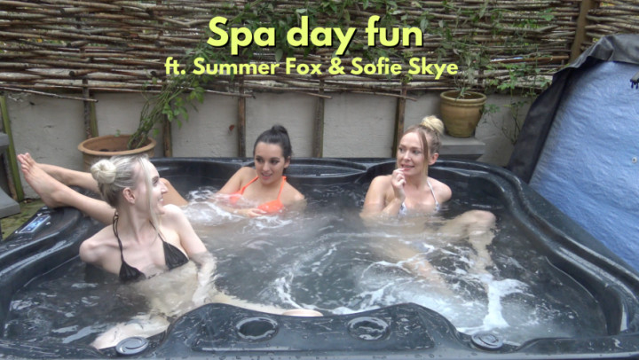 Spa day fun with Summer Fox & Sofie Skye