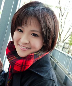 Banbi Momoiro Plan à trois