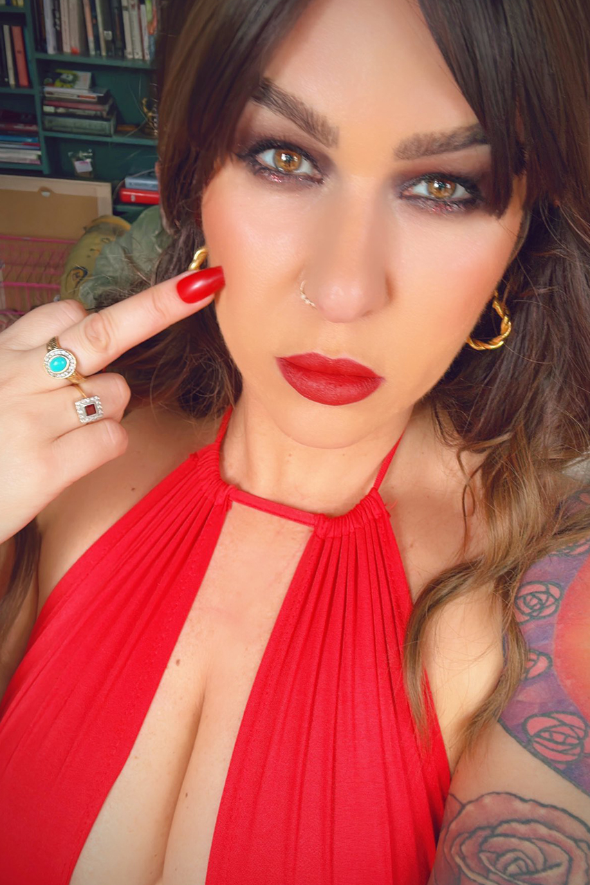 Photo HD Madam Violet - 6