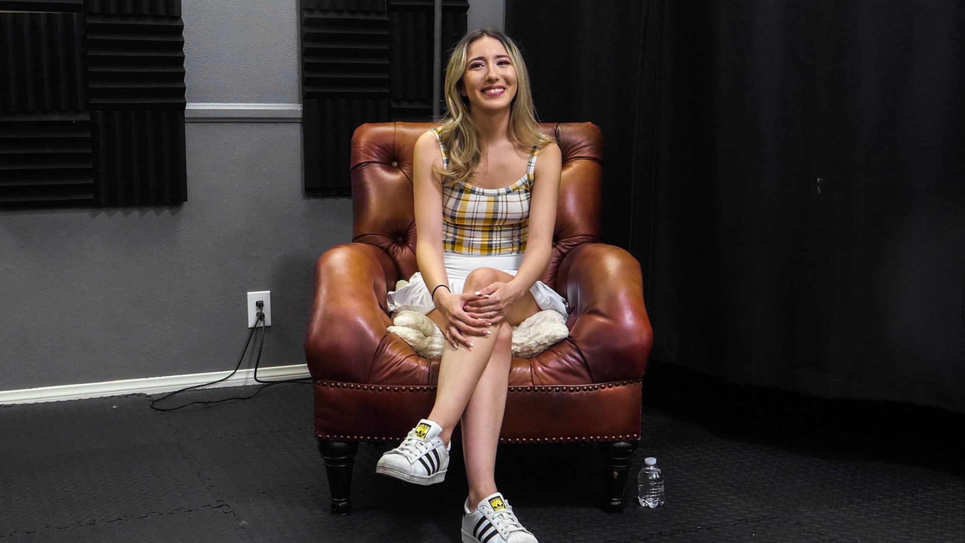 Gangbang Creampie 396 Interview with Sweet Sophia