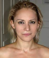 Photo HD Suzanna Laya - 2