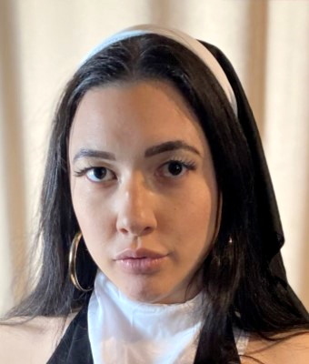 Mimi Moonlight Facial