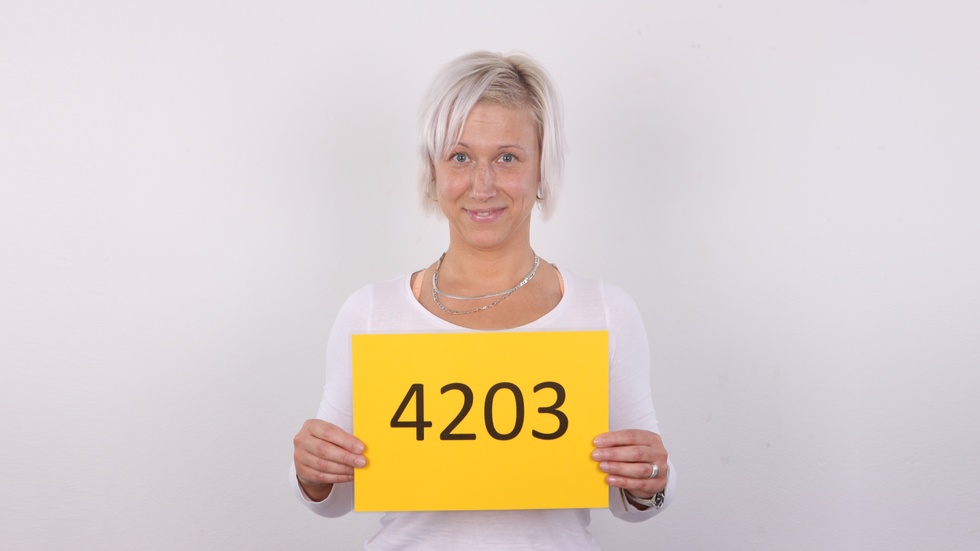 Lenka (4203)