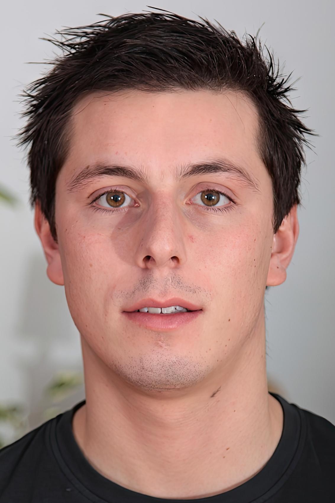 Photo HD Nick Ross - 2