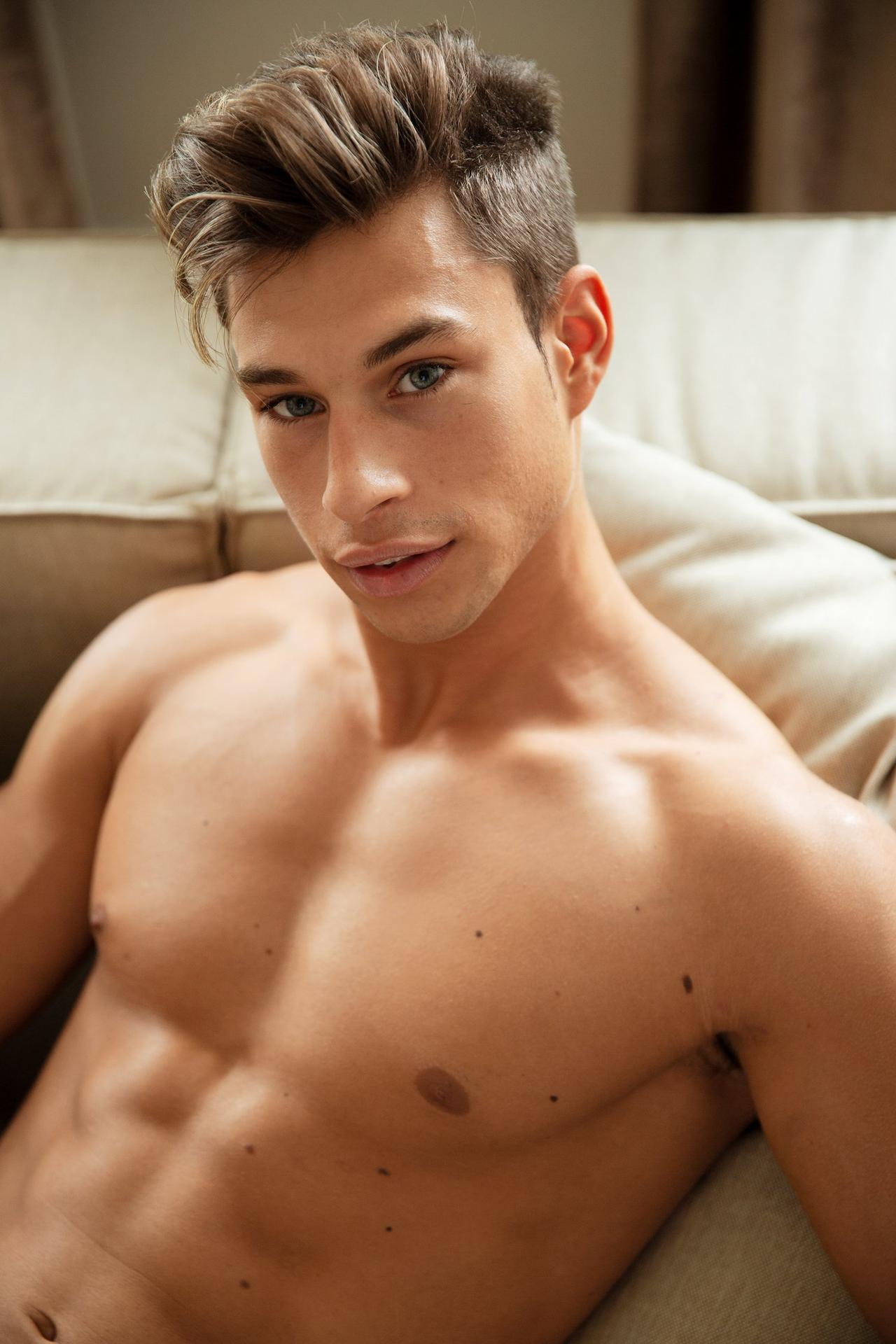 Zac Haynes Anulingus