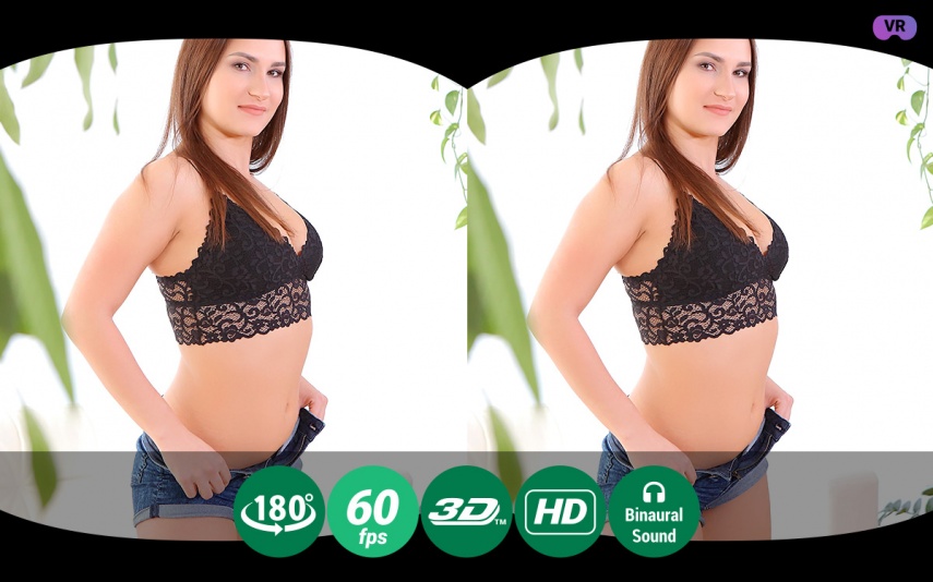 Steamy Solo of the Hot Busty Babe in Tight Shorts