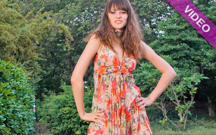 #035 Collared for a day