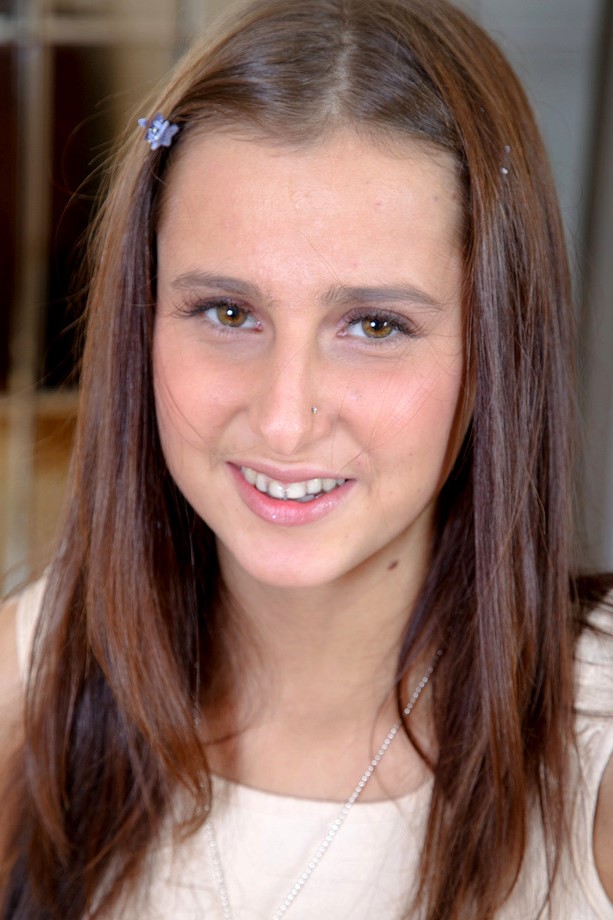 Photo HD Eleanor Germiona - 4