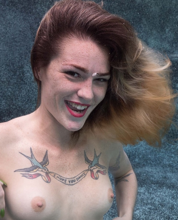 Photo HD Roxxy Renay - 1