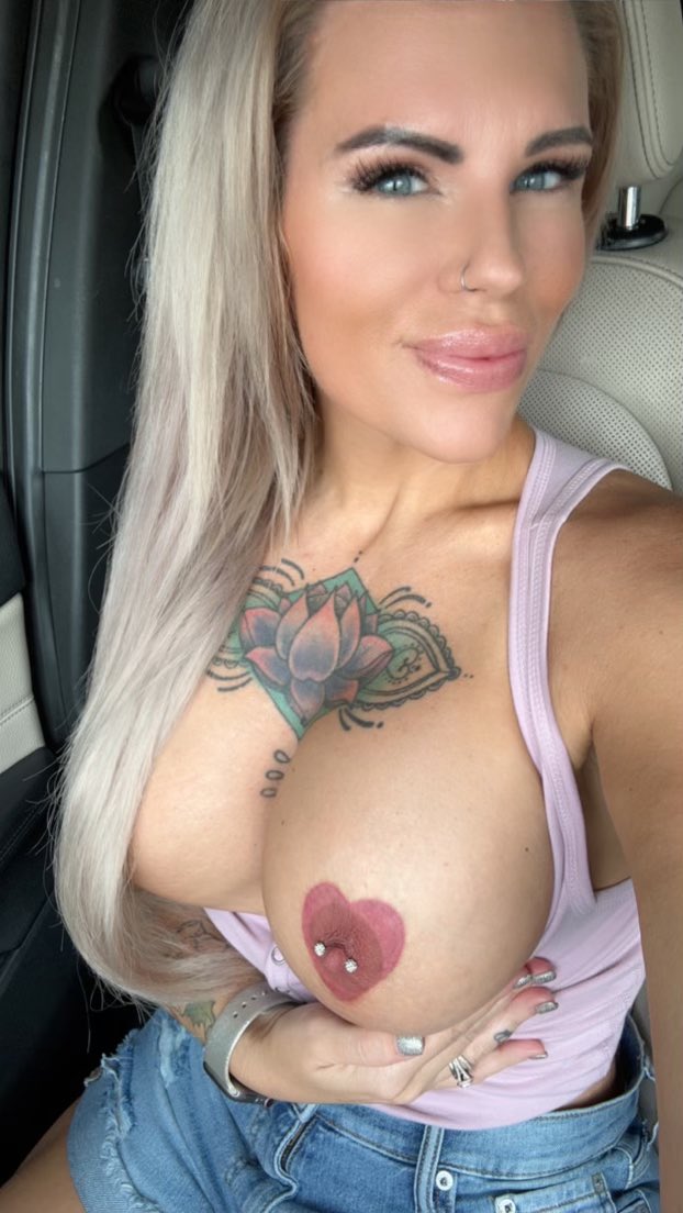 Photo HD Ally White - 7