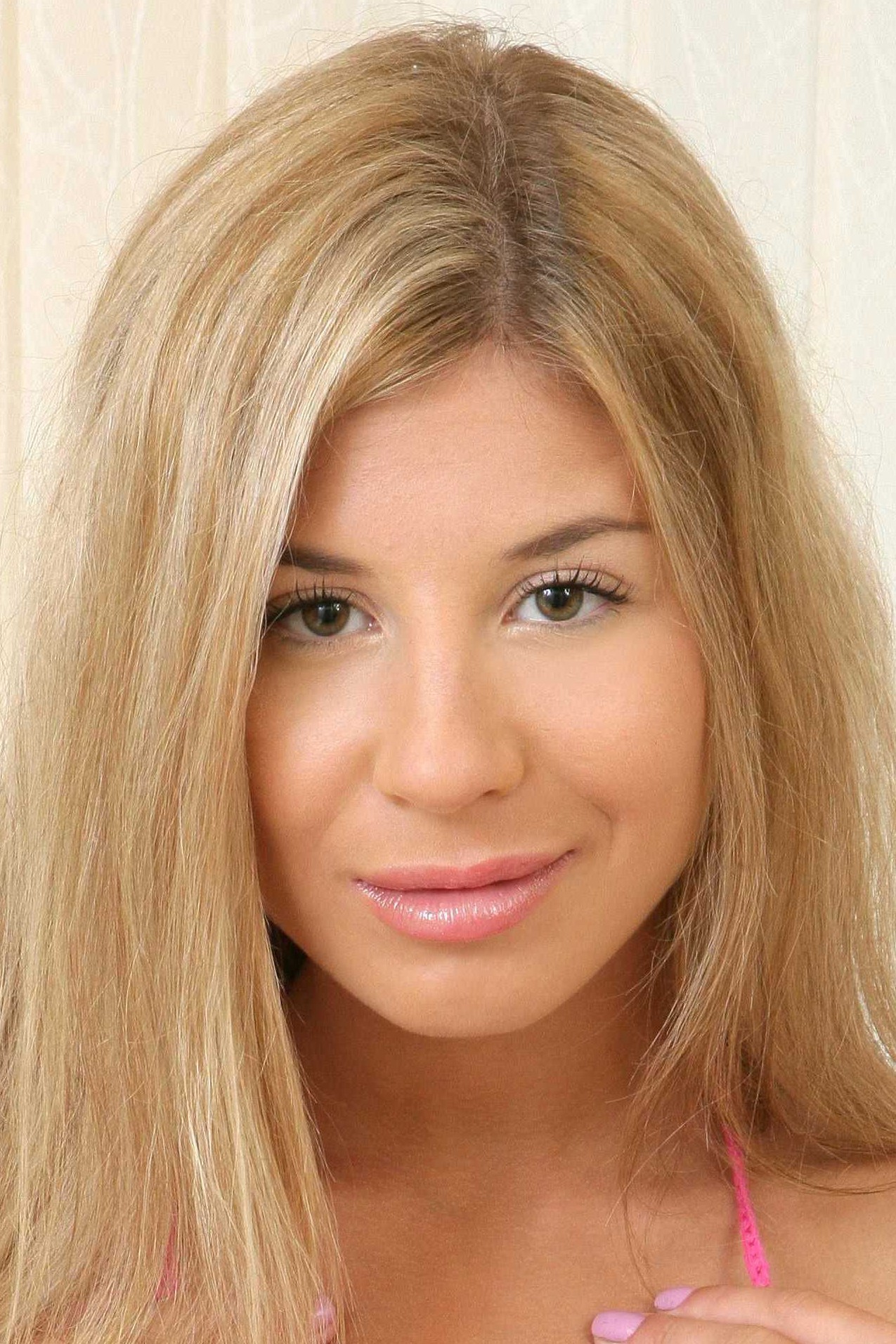 Photo HD Victoria Tiffani - 4