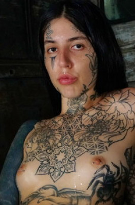 Katty Blue Masturbation