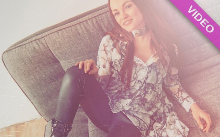 #164 Collared Fashionista