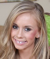 Photo HD Juicee James - 1