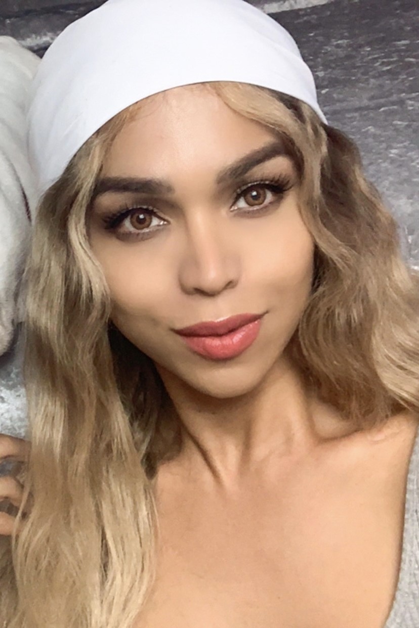 Photo HD ts4straight - 7