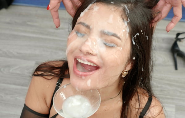 Sofia Mayers #2 - Bukkake - Second Camera