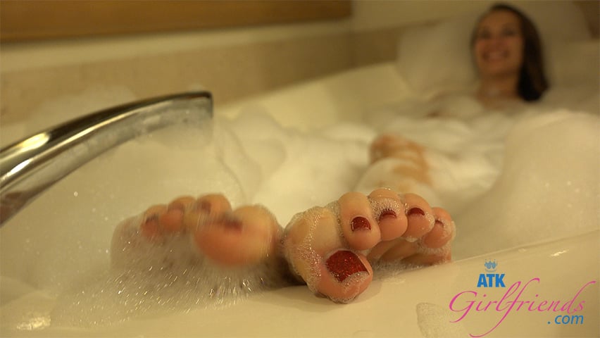 She Takes Her Handjobs Seriously