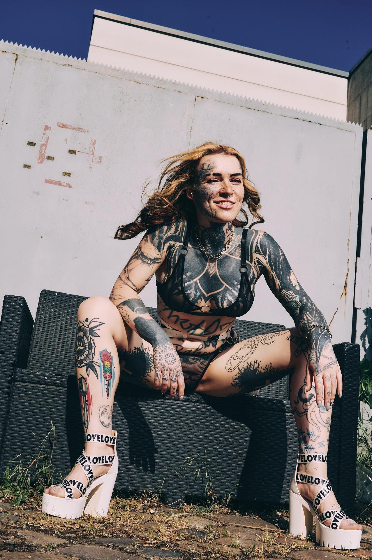 Balea Scarleg Fisting