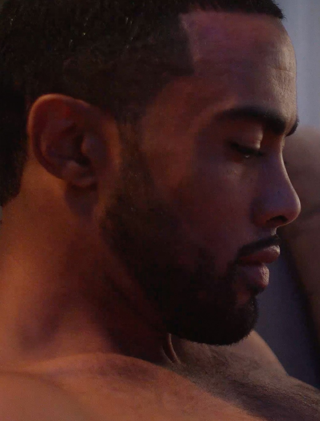 Stallion Strong Fessée