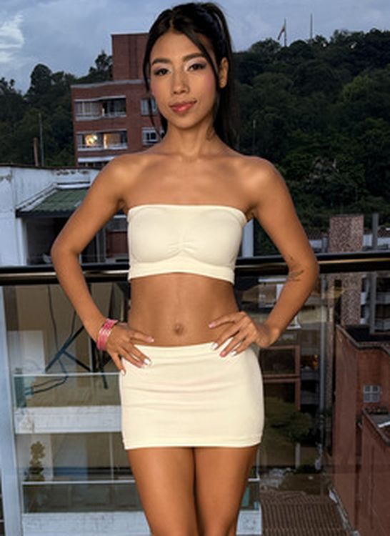 Photo HD Mia Walker - 2